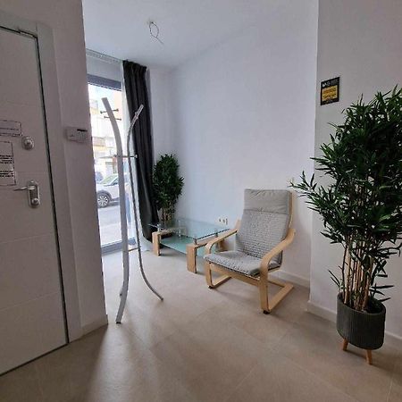 Moderno Apartamento 3 En Calle Marmoles マラガ エクステリア 写真