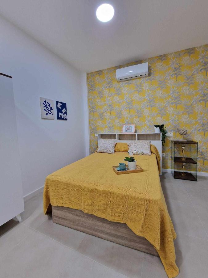 Moderno Apartamento 3 En Calle Marmoles マラガ エクステリア 写真
