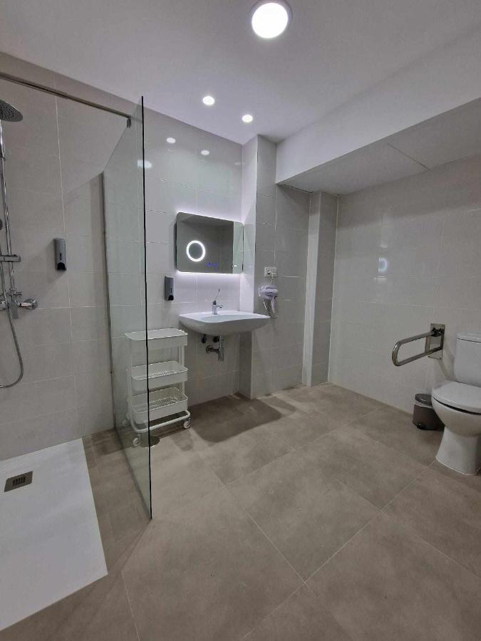 Moderno Apartamento 3 En Calle Marmoles マラガ エクステリア 写真